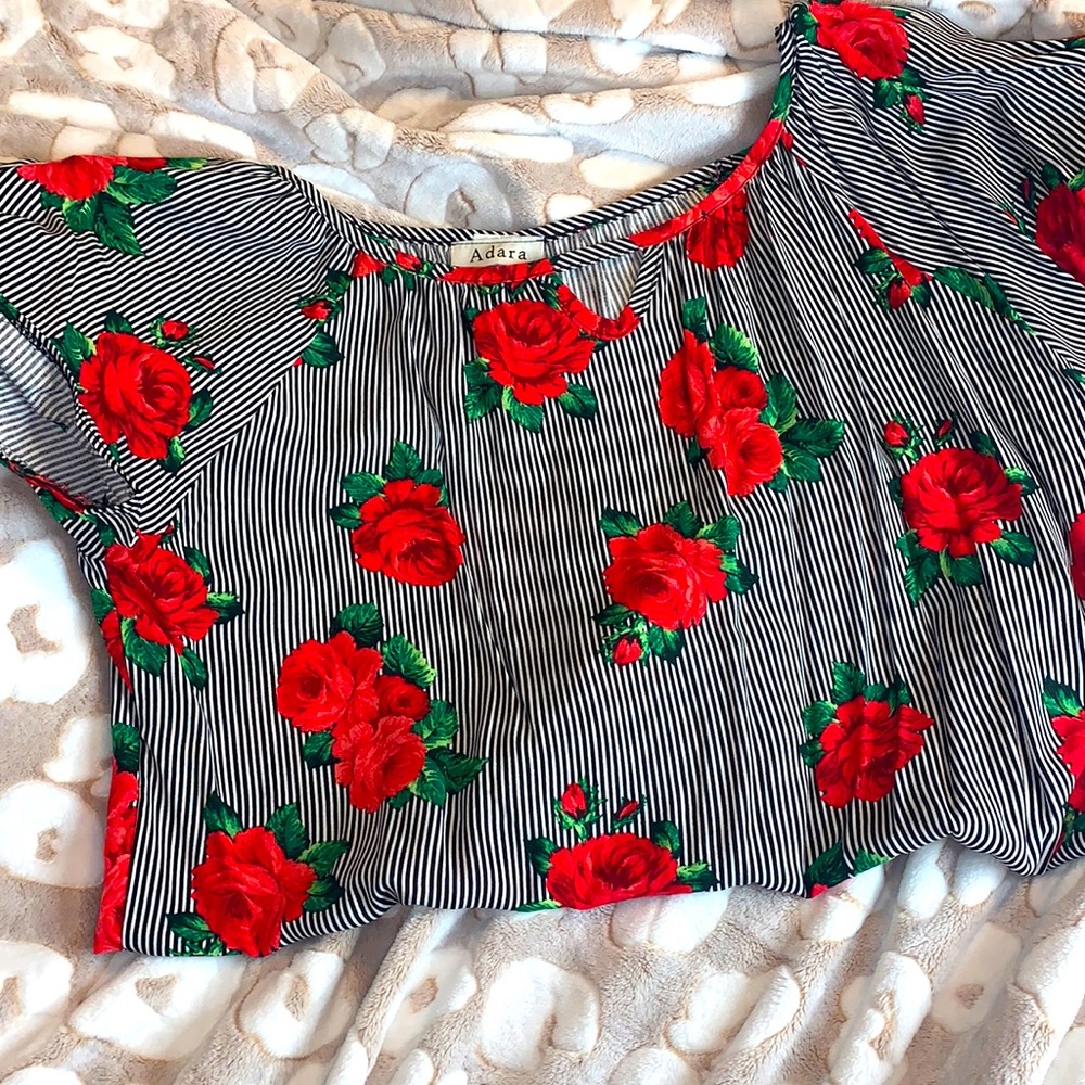 Red roses blouse!